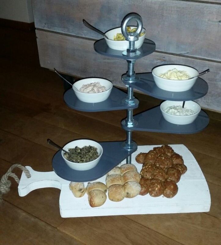 Maak kennis met onze unieke borreltorens. Ideaal als aankleding voor een gezellige borrel!