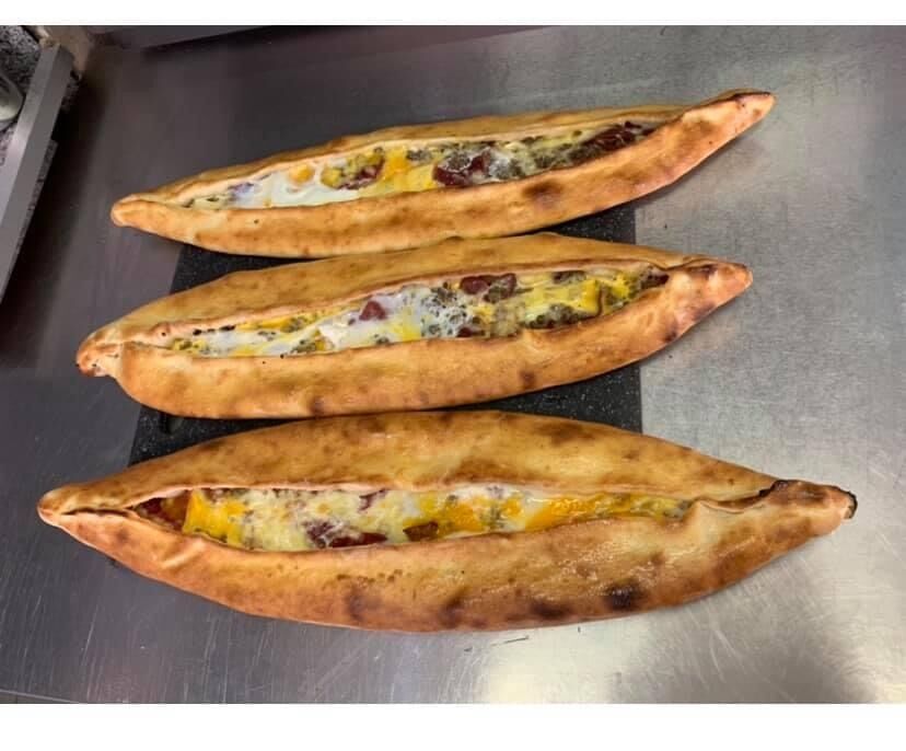 Pastırmalı Kaşarlı pide