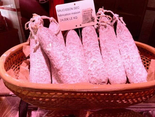 Les Saucissons