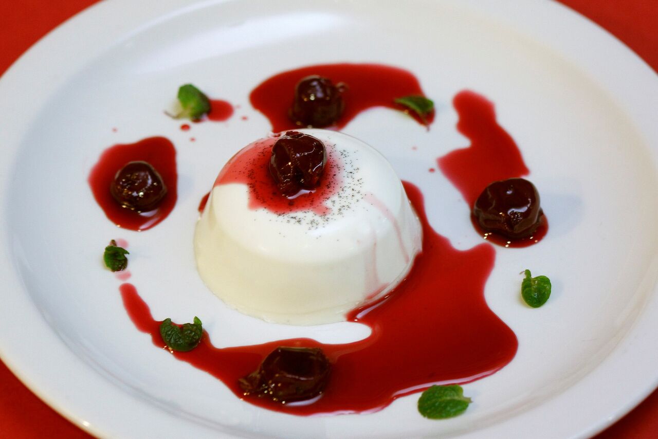 PANNA COTTA DE CEREJAS