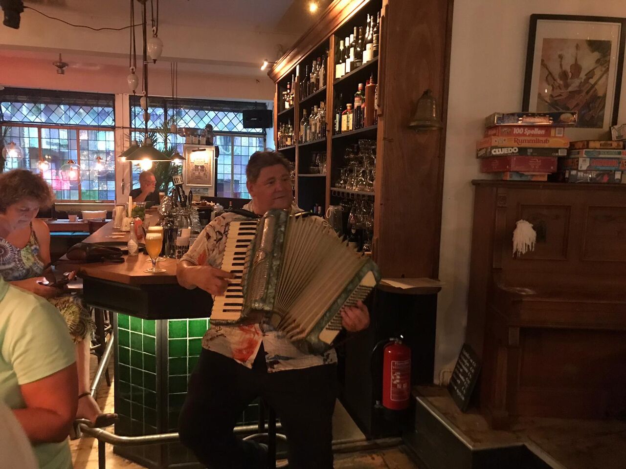 src=https://cdn.website.dish.co/media/db/77/3114611/Le-Cafe-jw.jpg