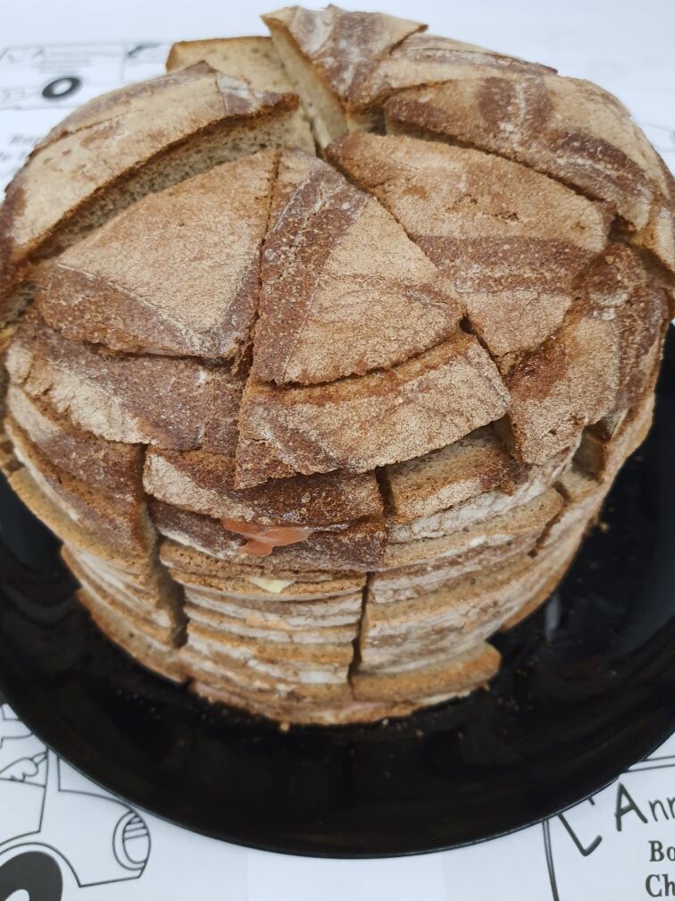 Pain surprise L'annecienne Boucherie Traiteur Annecy