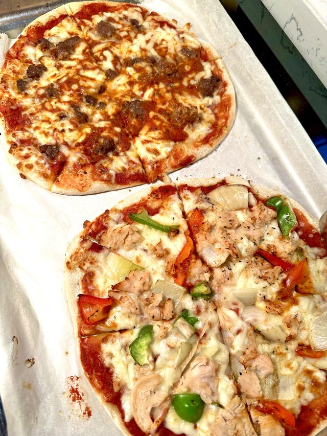 pizza bolognaise, pizza poulet