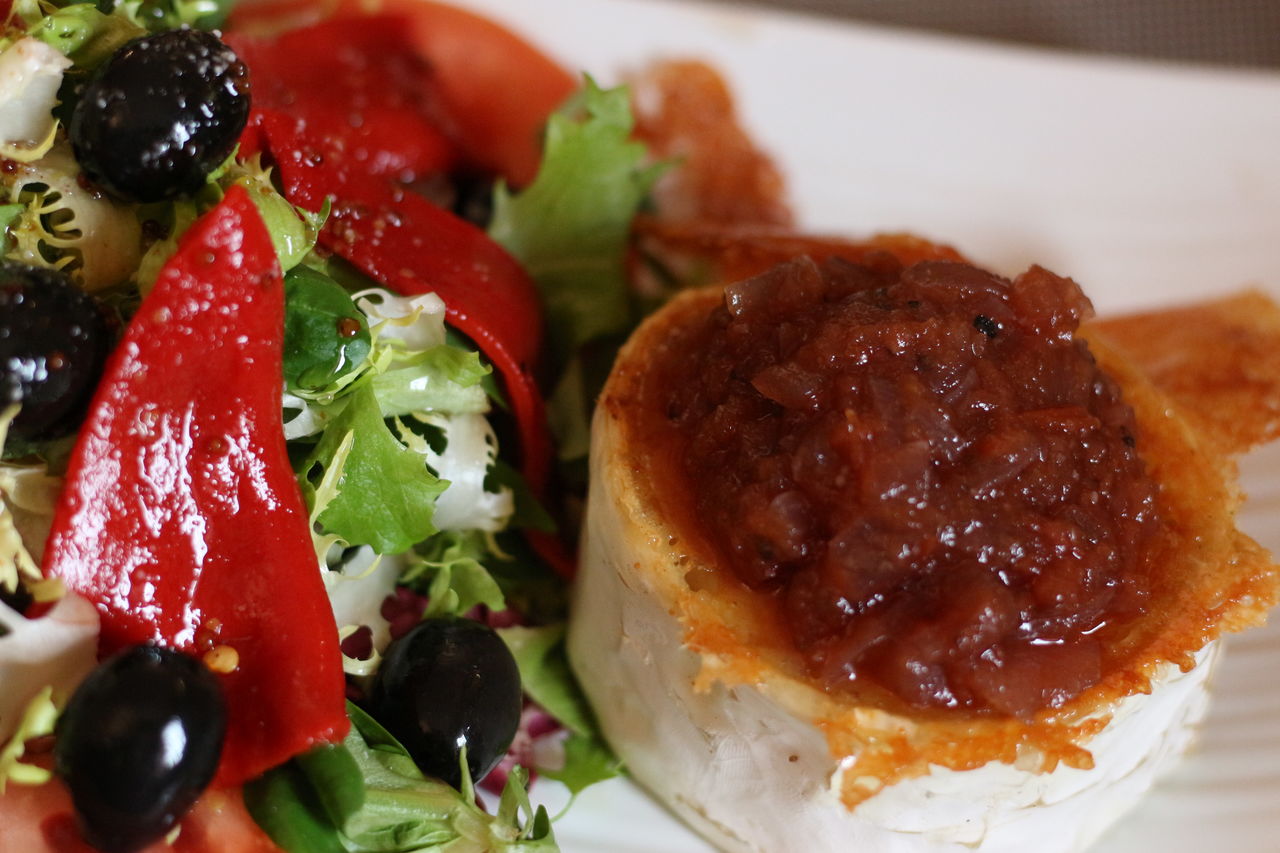 Ensalada de queso de cabra