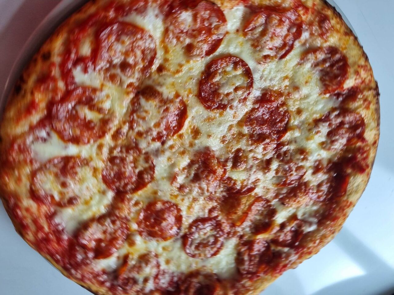 Peperony Pizza - 209,- kč - Rajčatová omáčka, peperony, mozzarella