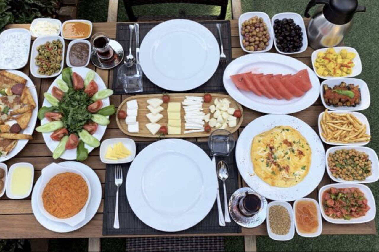 Hafta’nın Her Günü Serpme Kahvaltı