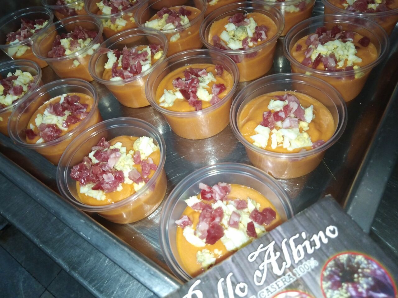 Catering, tarrinitas de salmorejo cordobés ???