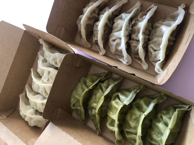 Ravioli ( Pollo/Anatra/Verdure/Gamberi/Maiale)
Dumpling (Chicken/Duck/Vegetable/Shrimp/Pork)