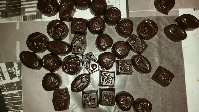 ballotins chocolat noir ou au lait en précommande 