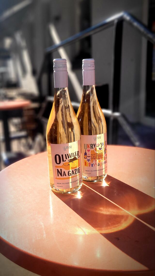 Oliwier na gazie. Bąbelkowy Irsai Oliwier - jeden z ulubionych szczepów naszych Gości.