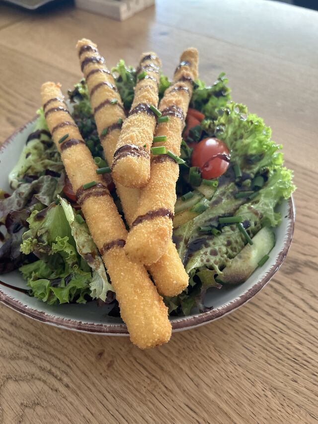 frittierter Spargelsalat