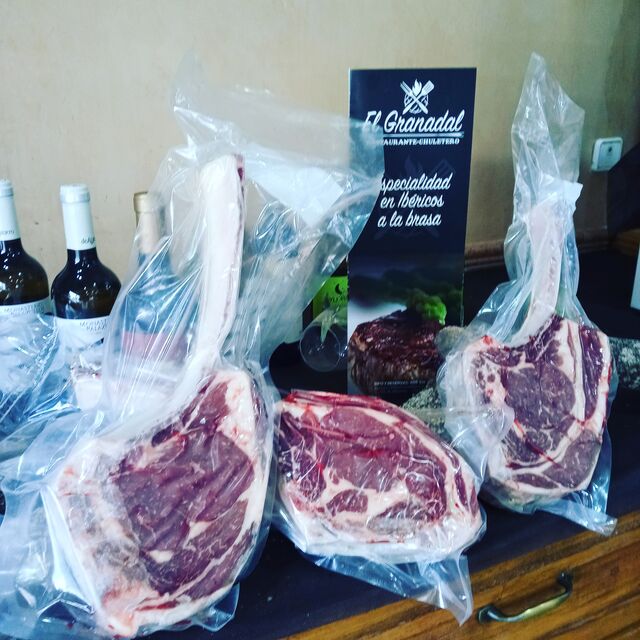 NUESTROS TOMAHAWK DE VACA SIMMENTAL ! SIMPLEMENTE ESPECTACULAR