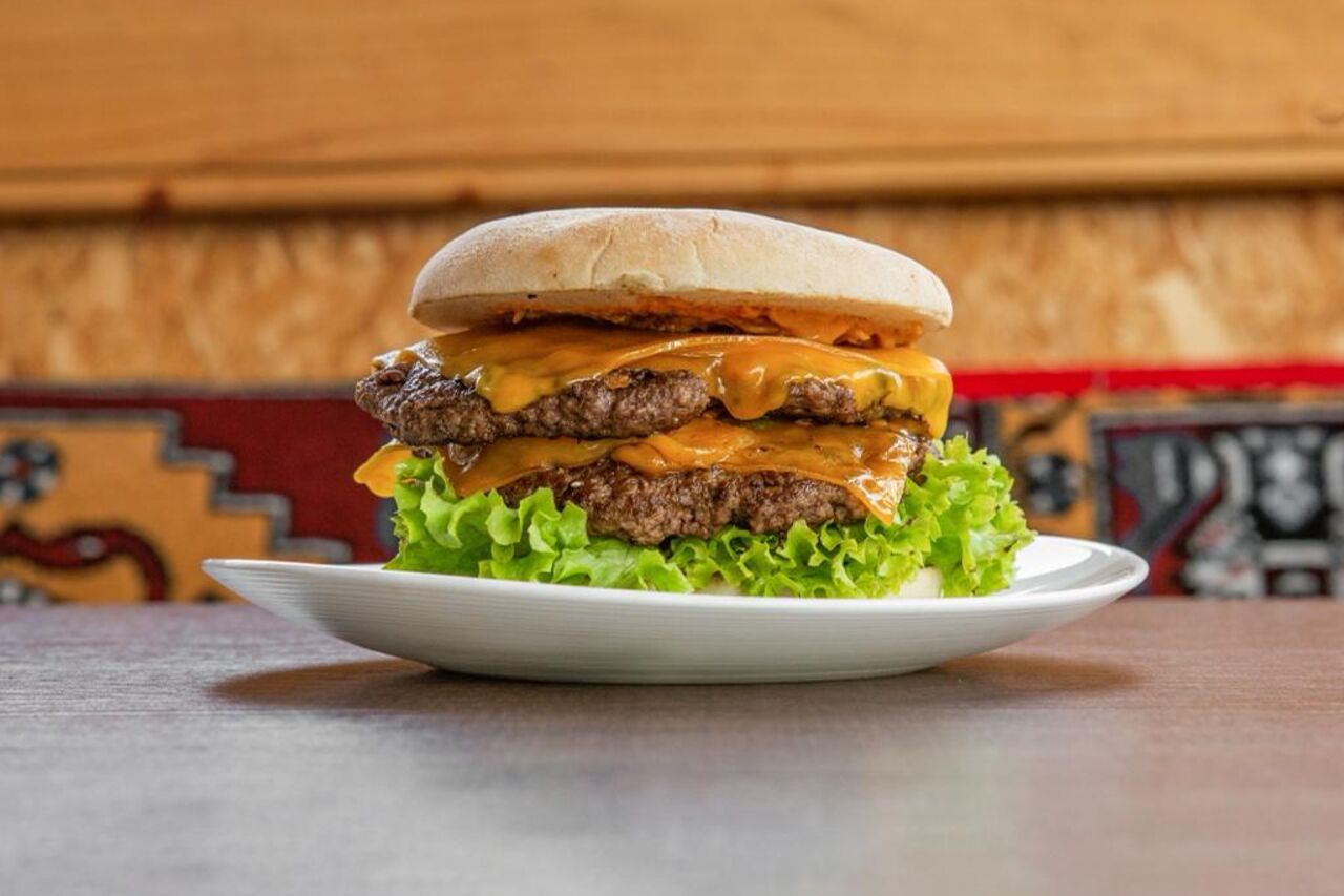 Burger & Pommes