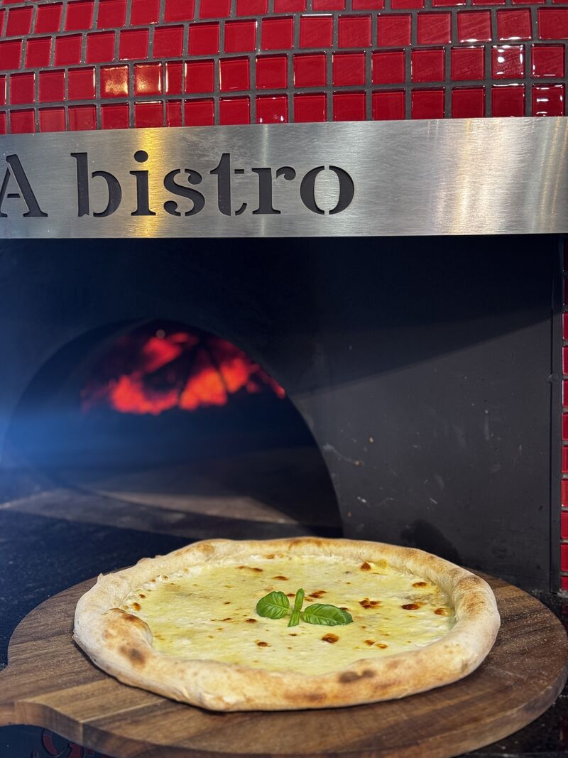 Pizza Quattro Formaggi