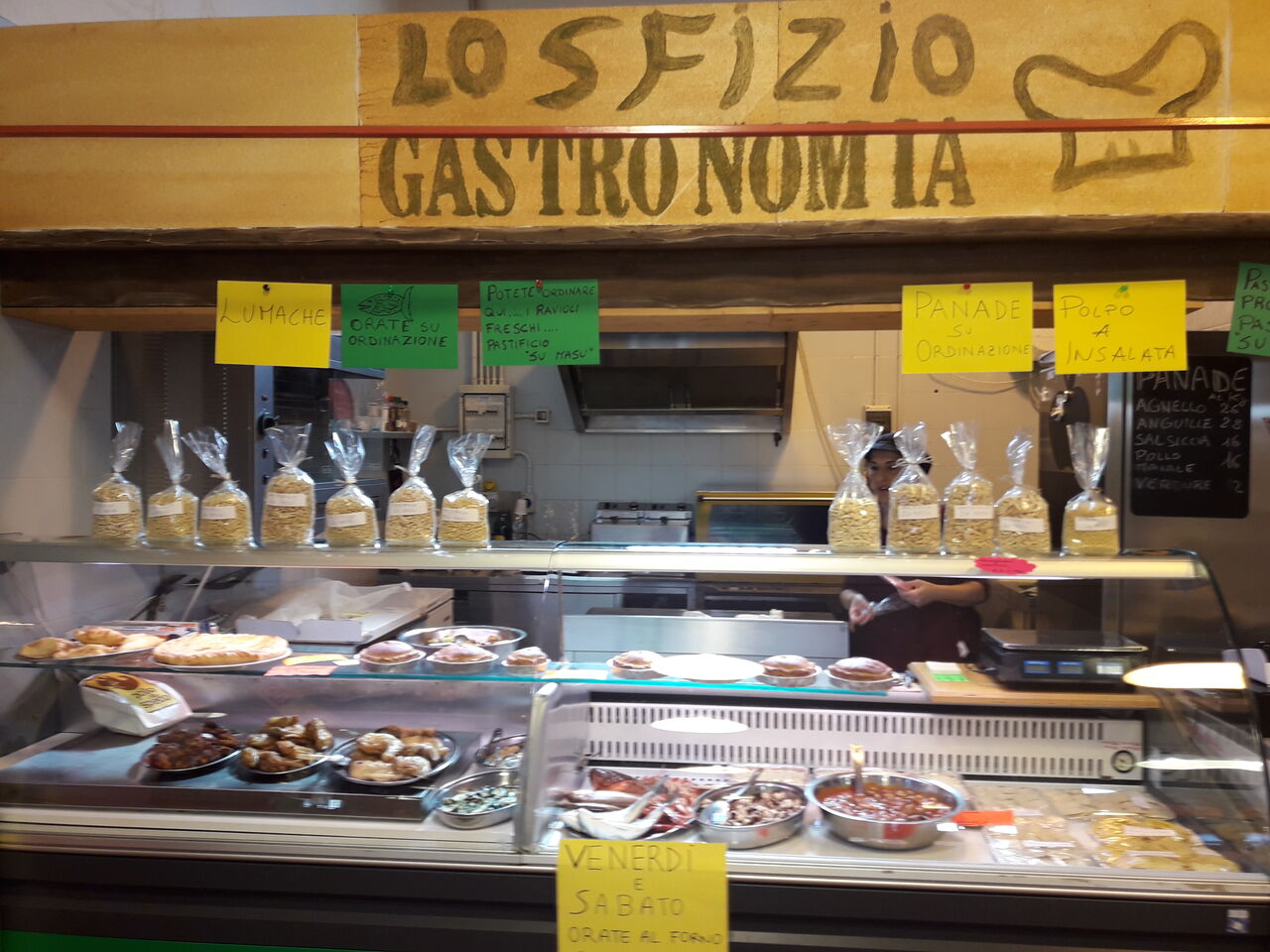 PUNTO VENDITA MERCATO CIVICO ELMAS -GASTRONOMIA