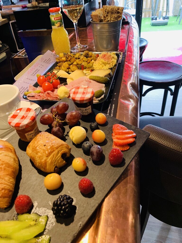 Brunch du Dimanche ! Ou comment finir la semaine sur une note (plus que) GOURMANDE !!!
De 11h à 15h. Sur réservations.