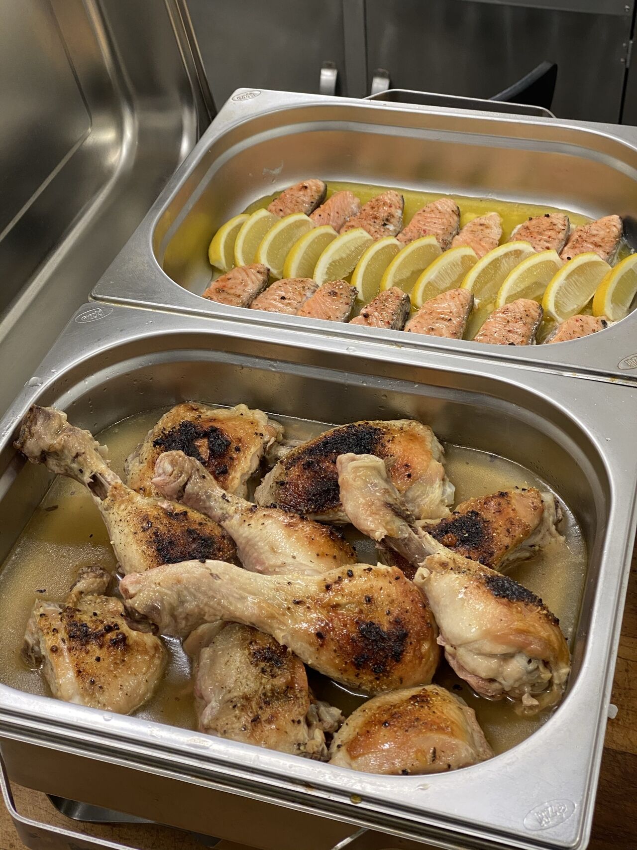 Raut - Losos a kuřecí křidélka