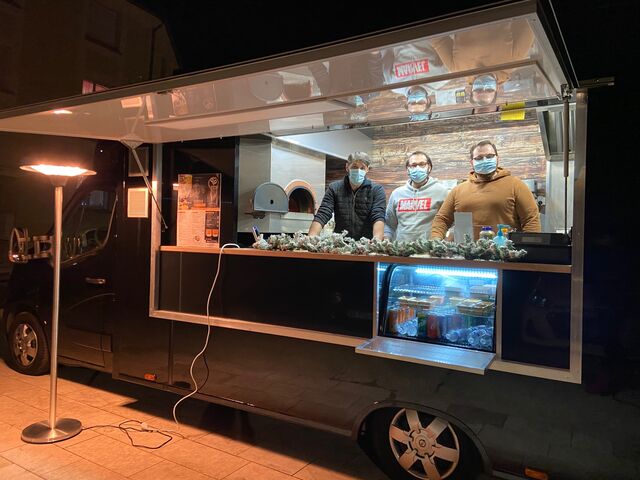 Ouverture à Croutelle, sur la place de la Mairie.