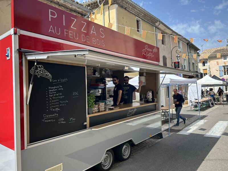 fete des commercants /artisans Caderousse