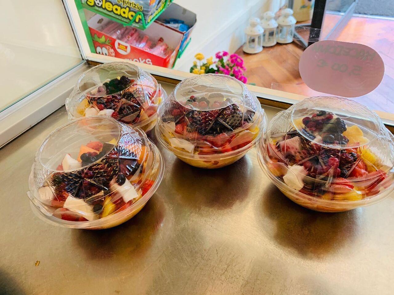 Ogni Week-end Yogurteria Minivoglie vi aspetta per farvi assaporare le nostre macedonie fresche!