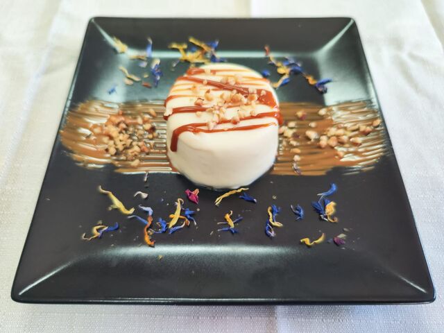 NOCCIOLA CIOCCOLATO BIANCO E CARAMELLO SALATO 