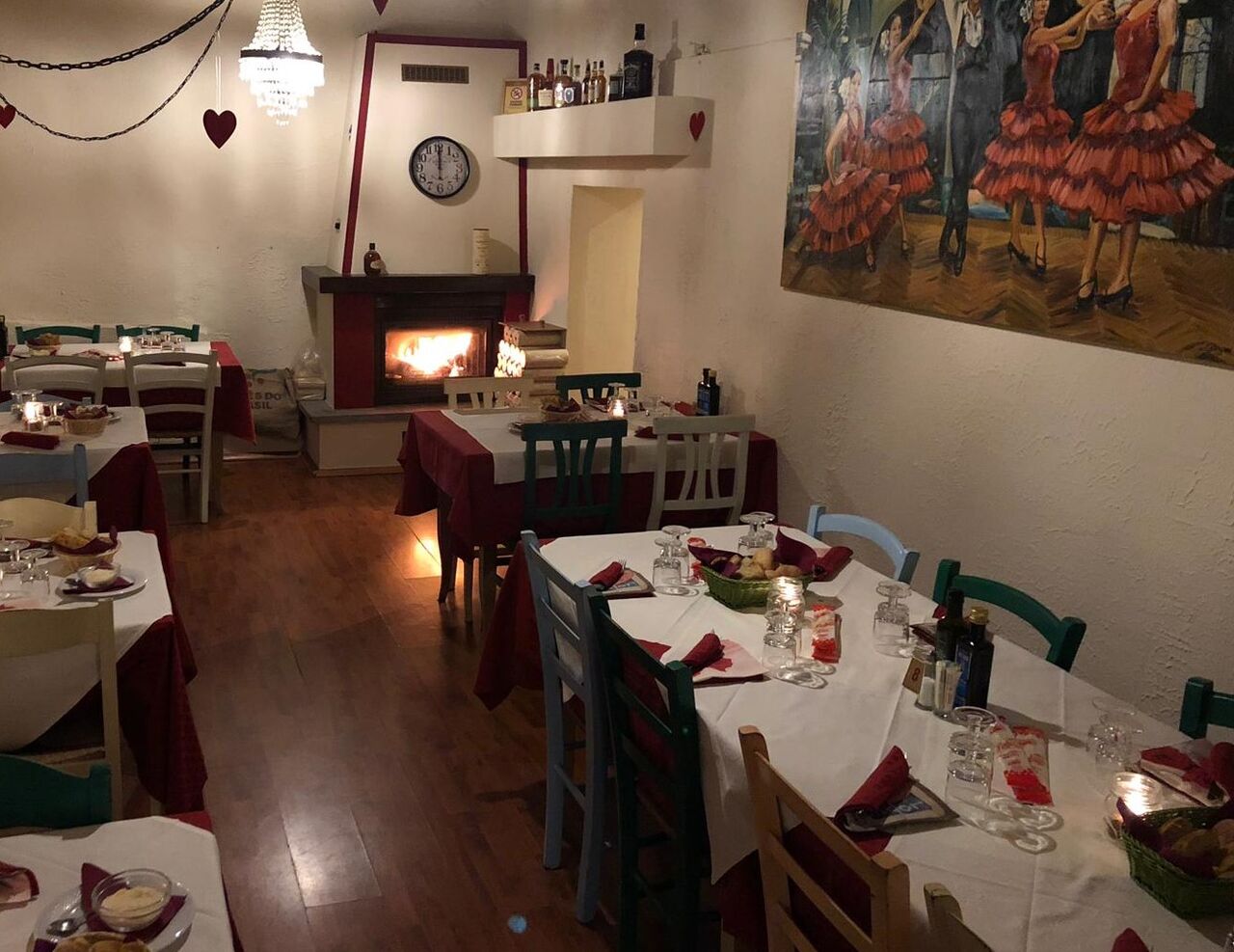 La nostra saletta con camino...
