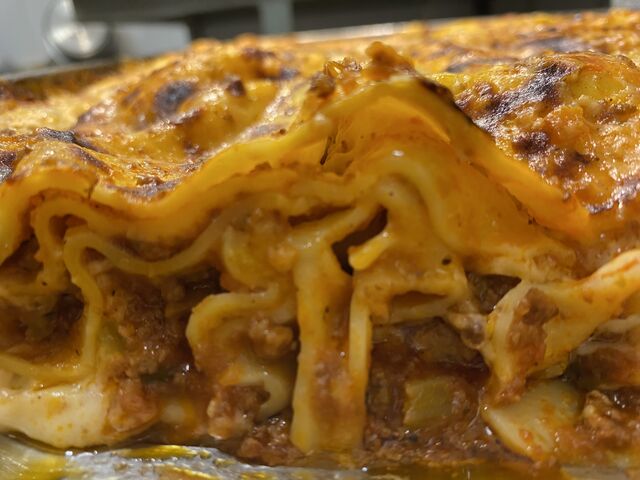 lasagne alla bolognese de côté