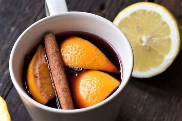 Forró csoki, forró tea és forralt bor is szerepel a kínálatban