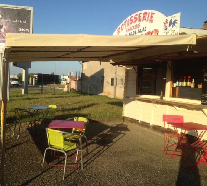 RÔTISSERIE / SNACKING
Vente à emporter ou sur place dès les beaux jours !!!
N'hésitez pas commander ...
