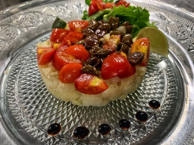 Tartare di Baccalà con Pomodorini Confit e Olive Taggiasche