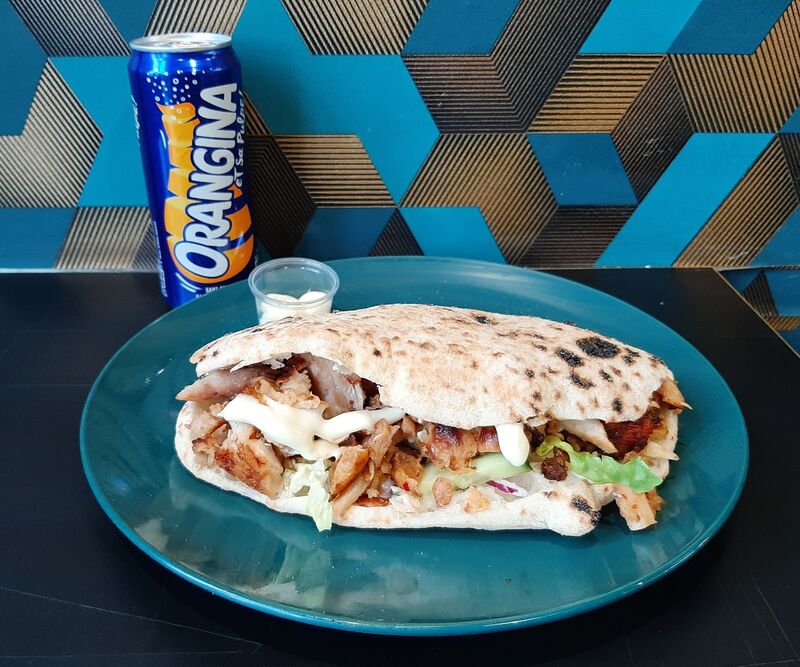 Panuozzo garni de kebab 