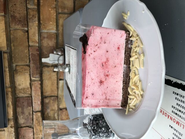 Cukor mentes málna torta 