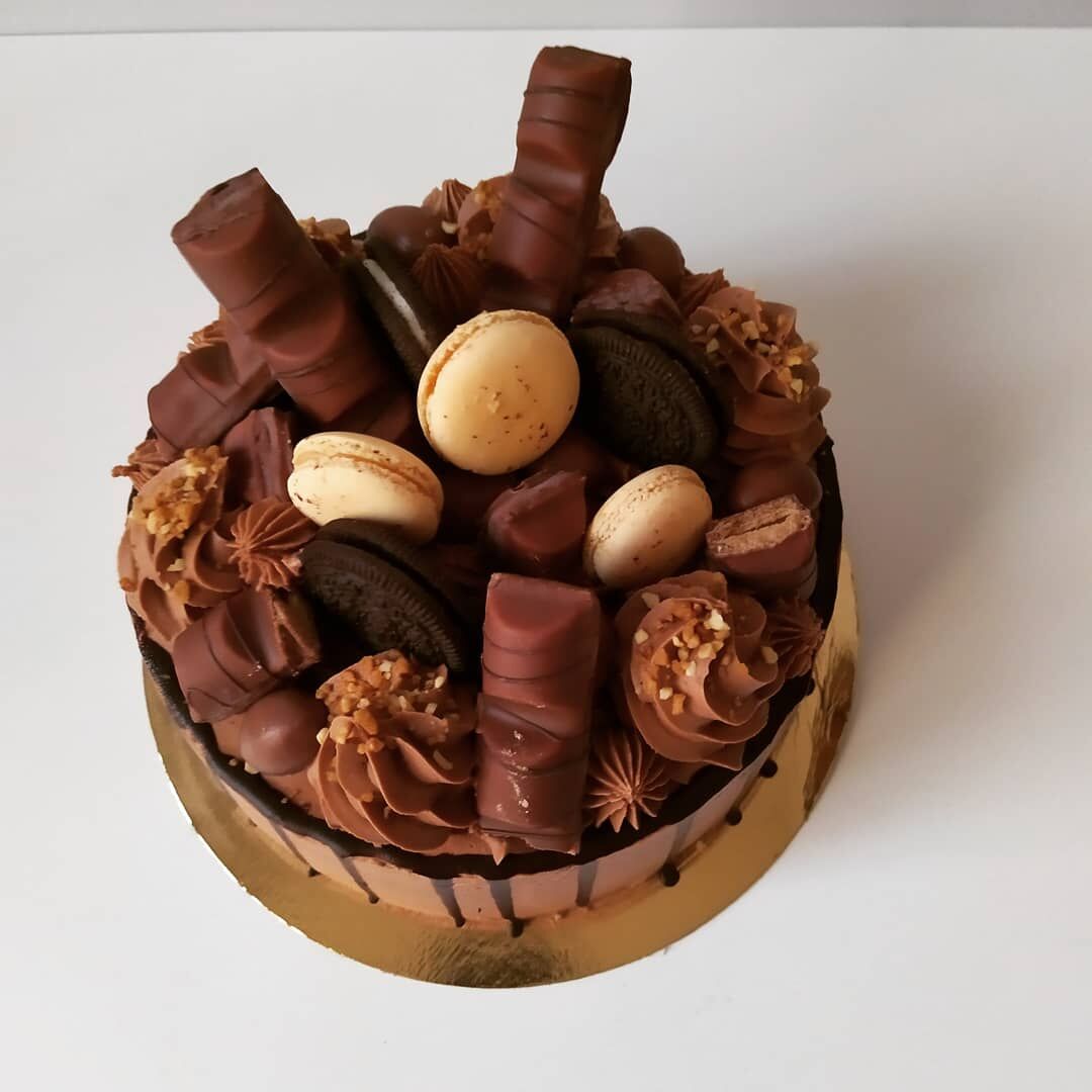 Layer cake Kinder bueno