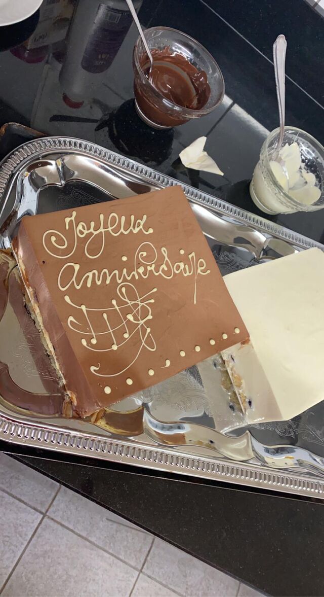 INSCRIPTION EN COURS.............