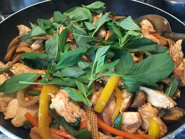 Filet de Poulet au Basilic Frais Saveurs Eurasian