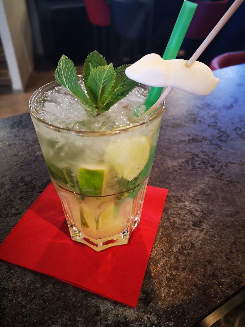 Happy Hour!! Täglich Ab 18 Uhr 