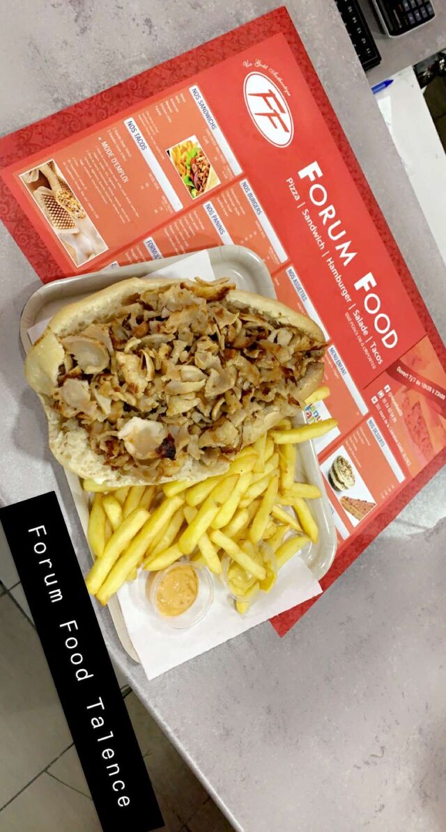 Kebab pain maison plus frites 