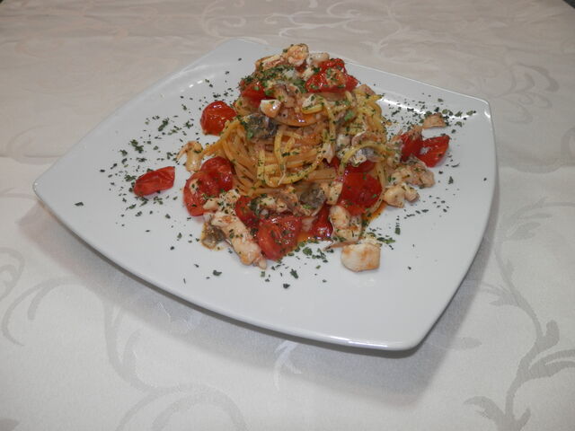 Tagliolini spigola e pachino