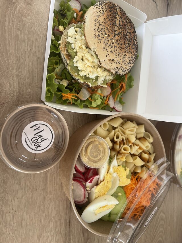 Box lunch 
