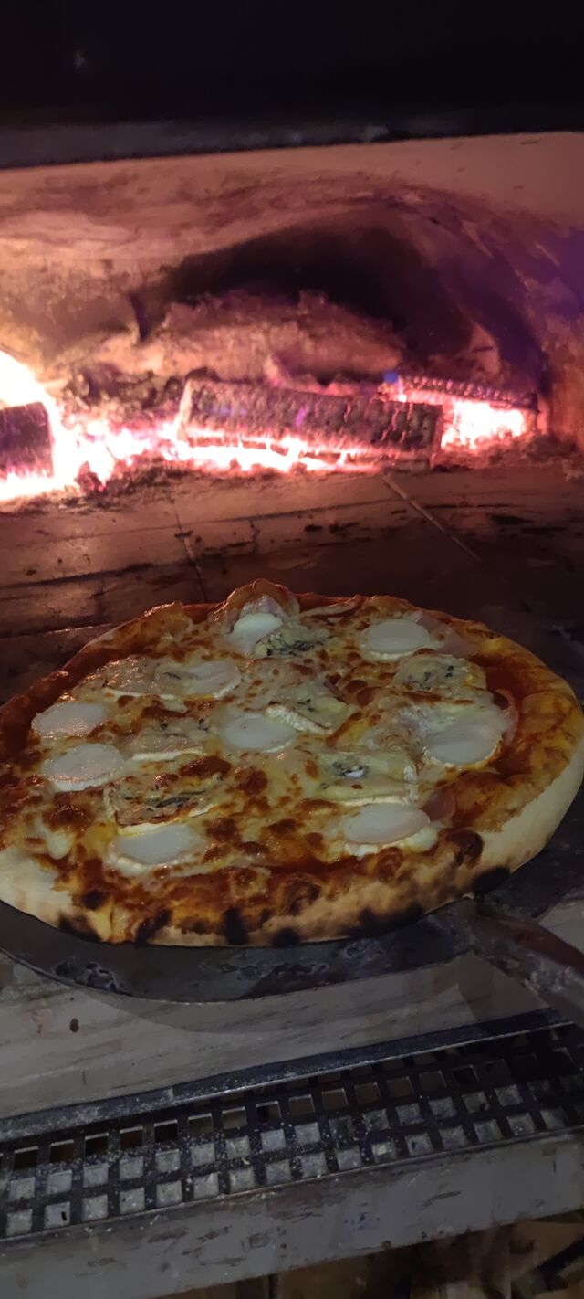 Perso
Jambon/ 4 fromages
Mozza