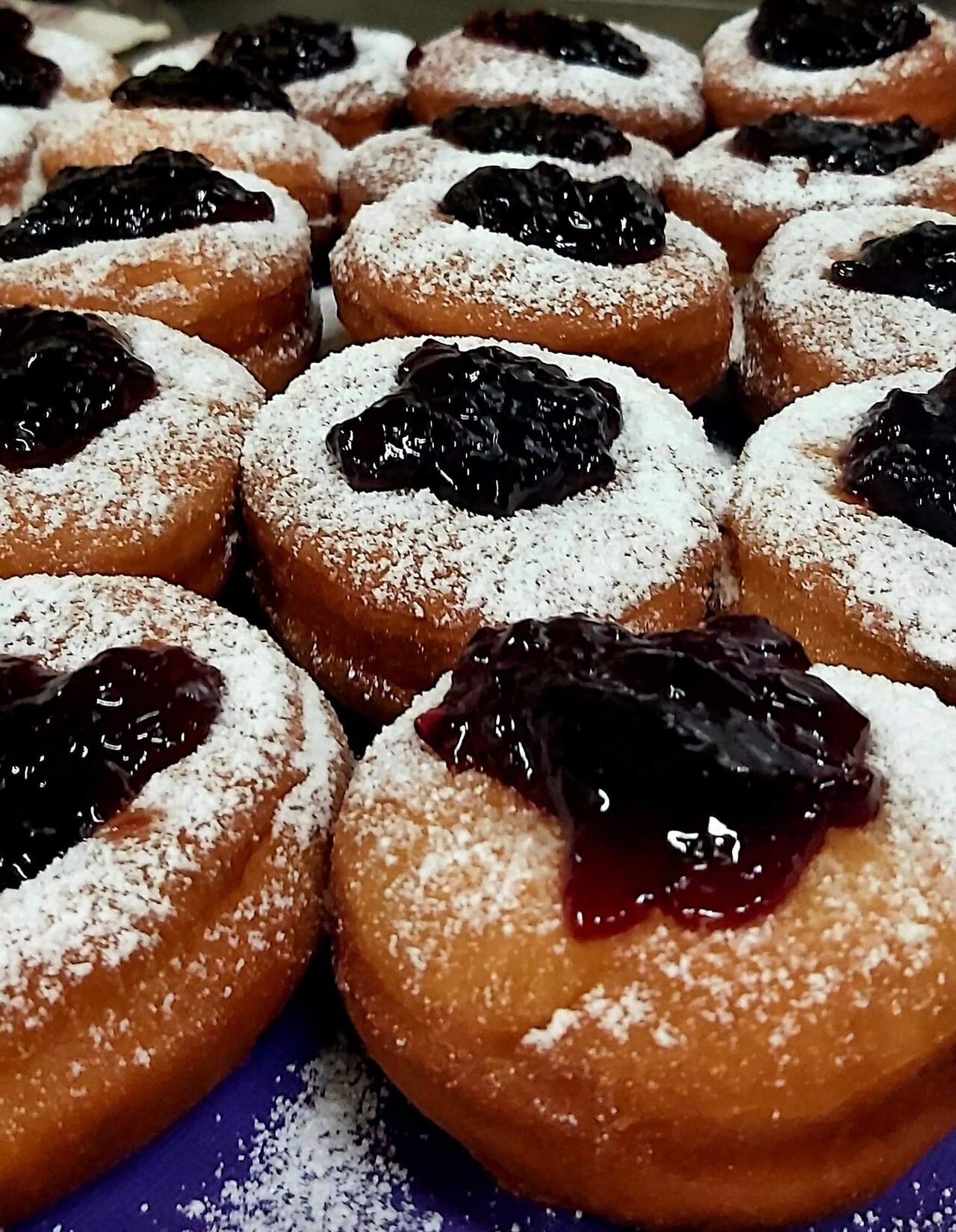 90 db fánkot sütött Berci. 