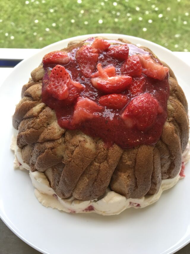 charlotte aux fraises