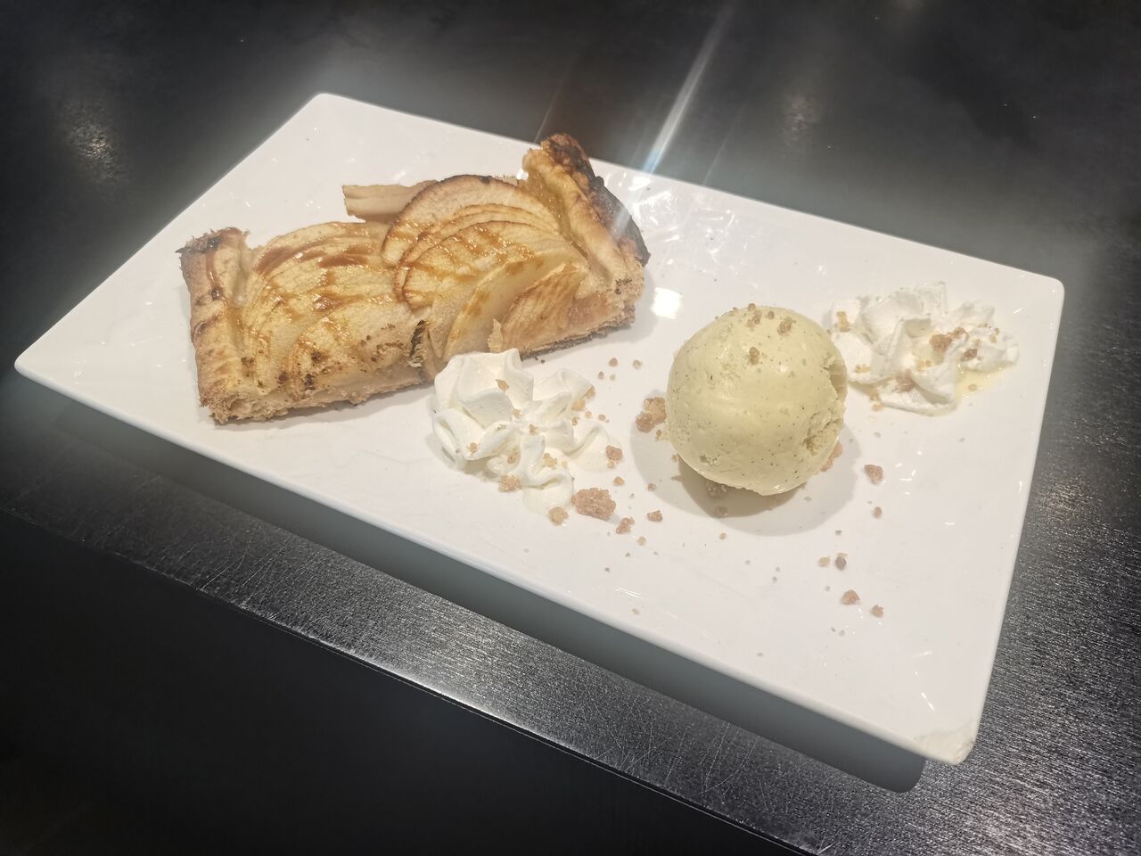Tarte aux pommes rustique 