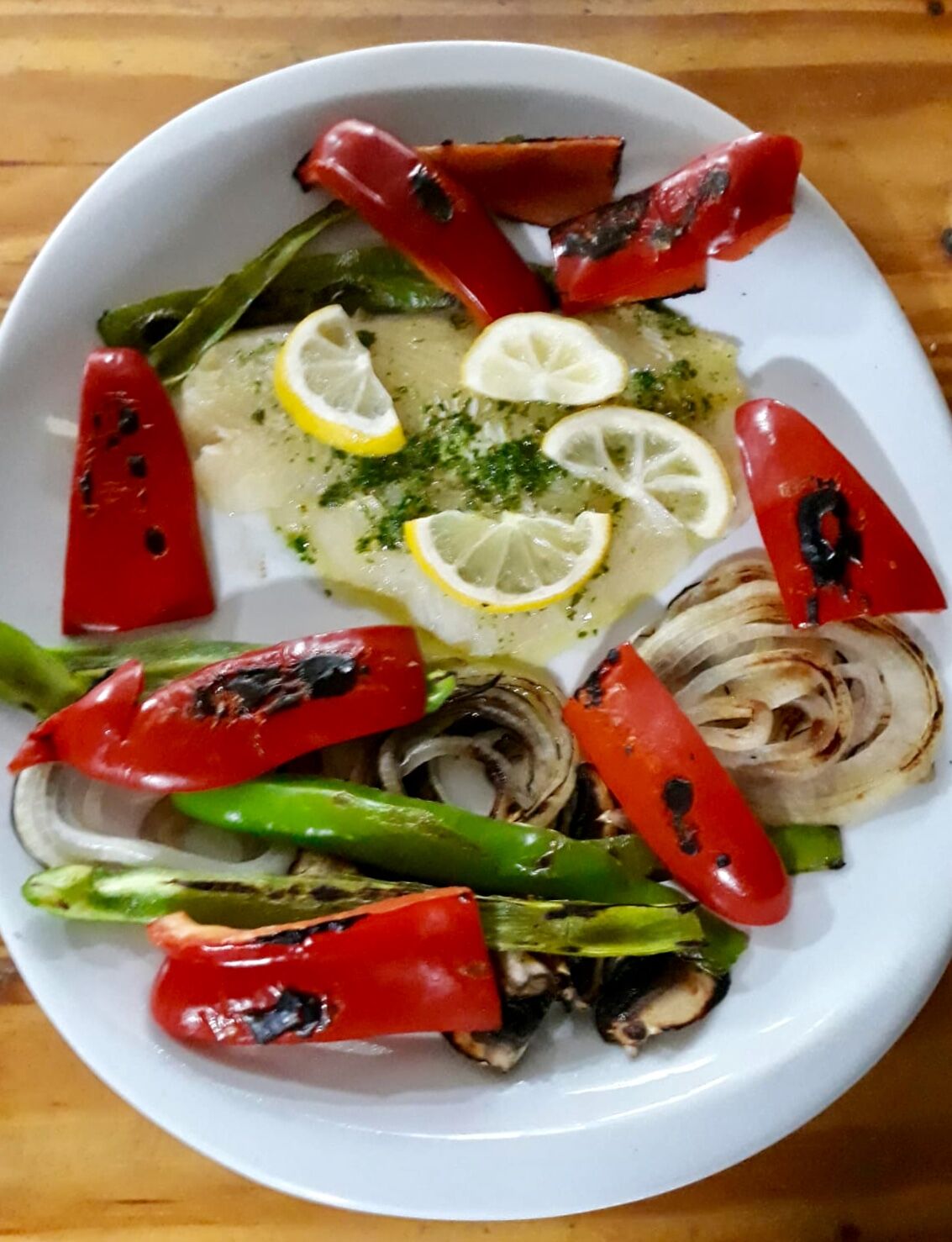 Pescado con verduras 