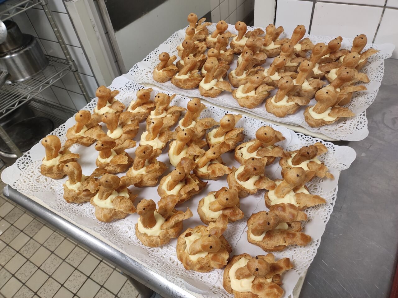 Cygne à la crème diplomate