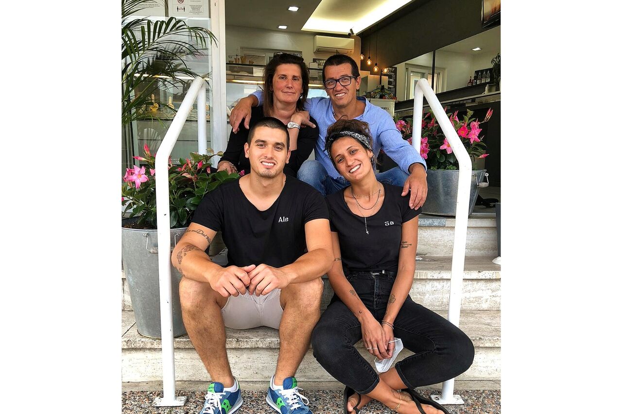 UNA SEMPLICE FAMIGLIA