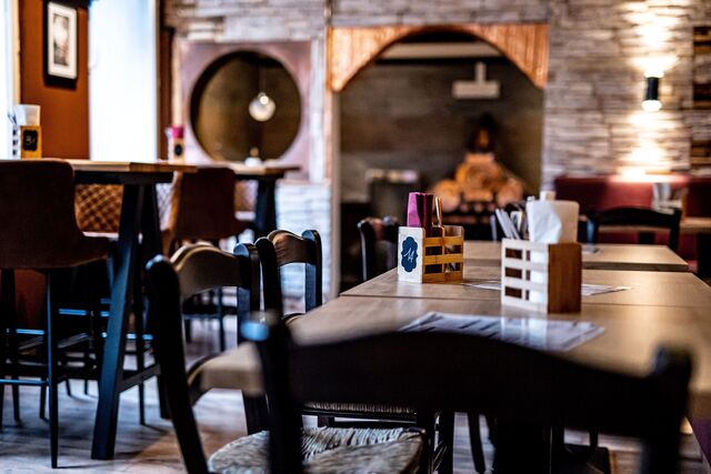 Drinnen, zweiten Raum