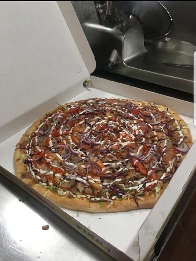 Pizza kebab.