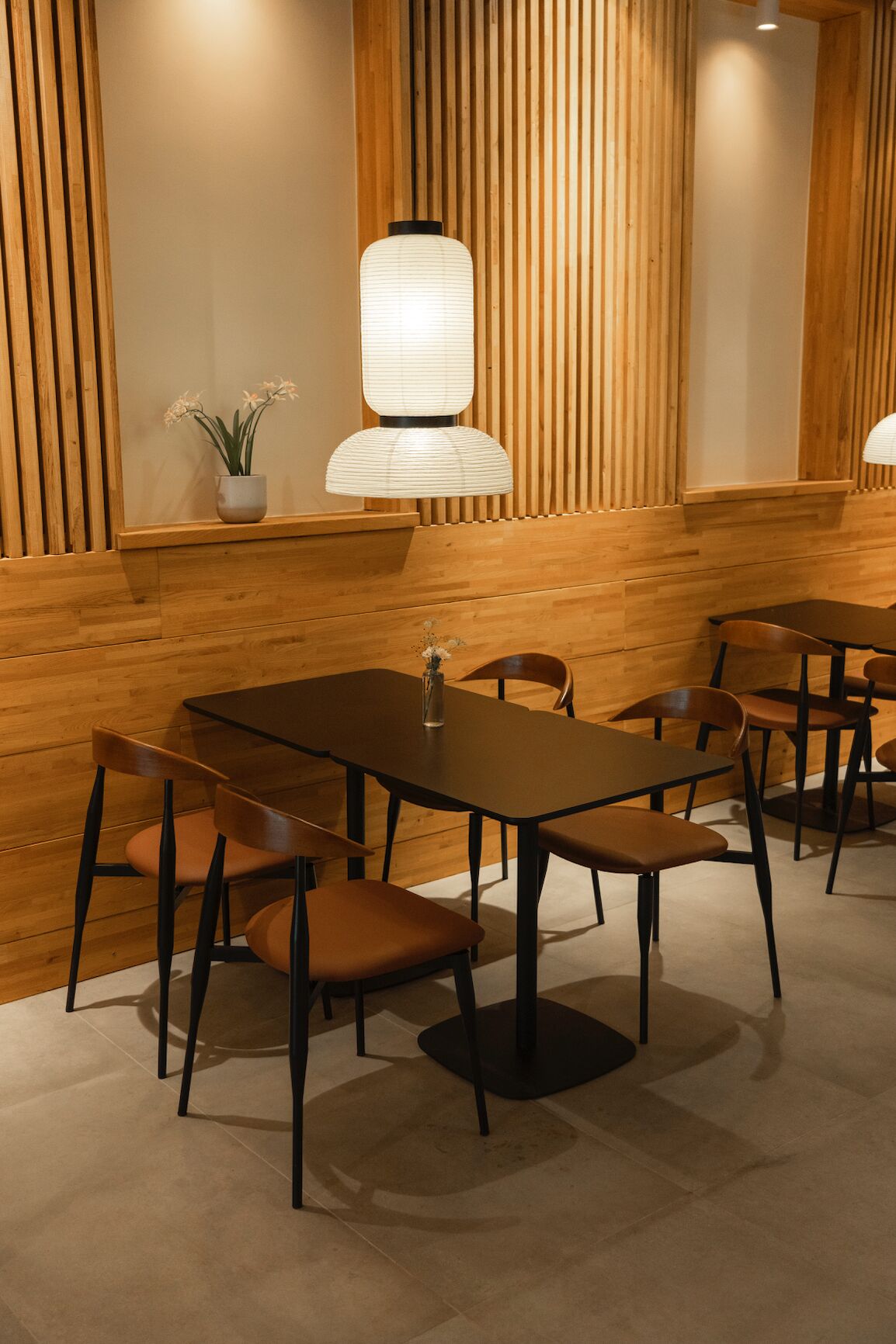 Erdgeschoss – Bis zu 50 Sitzplätze