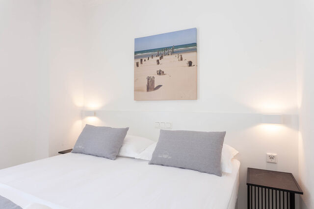 Quatruple Room Balcony Bedroom 2